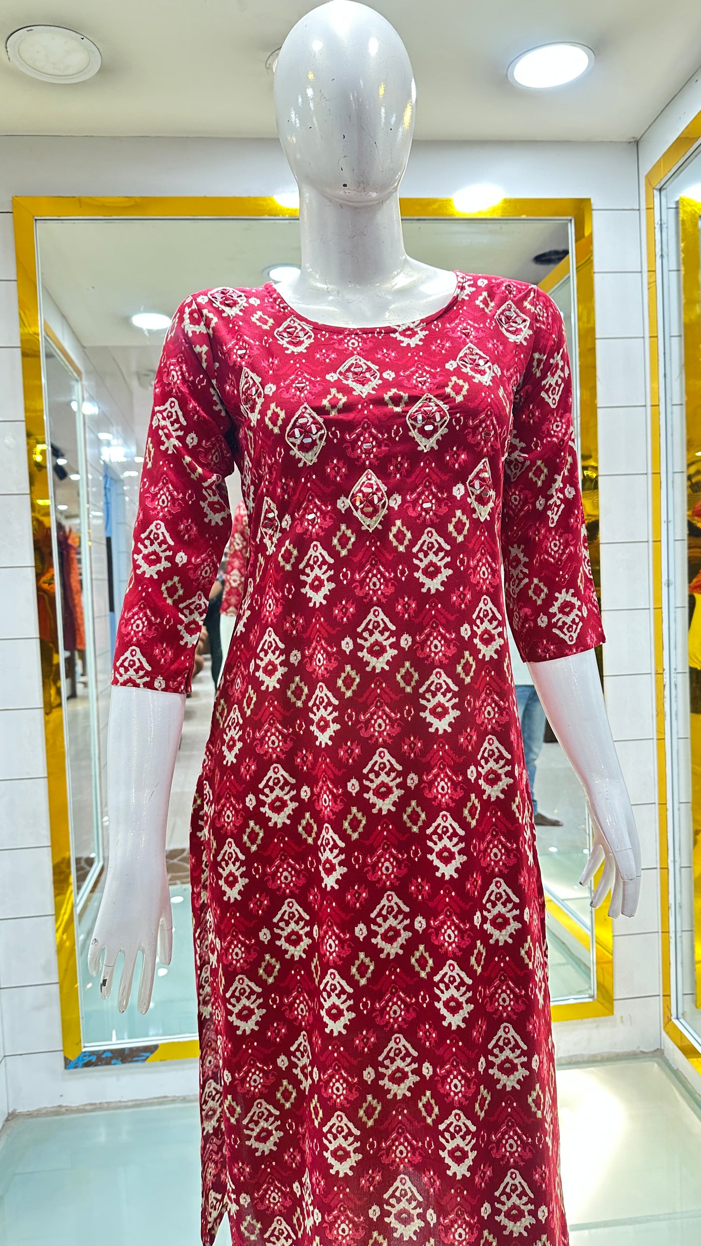 Kurti 6084