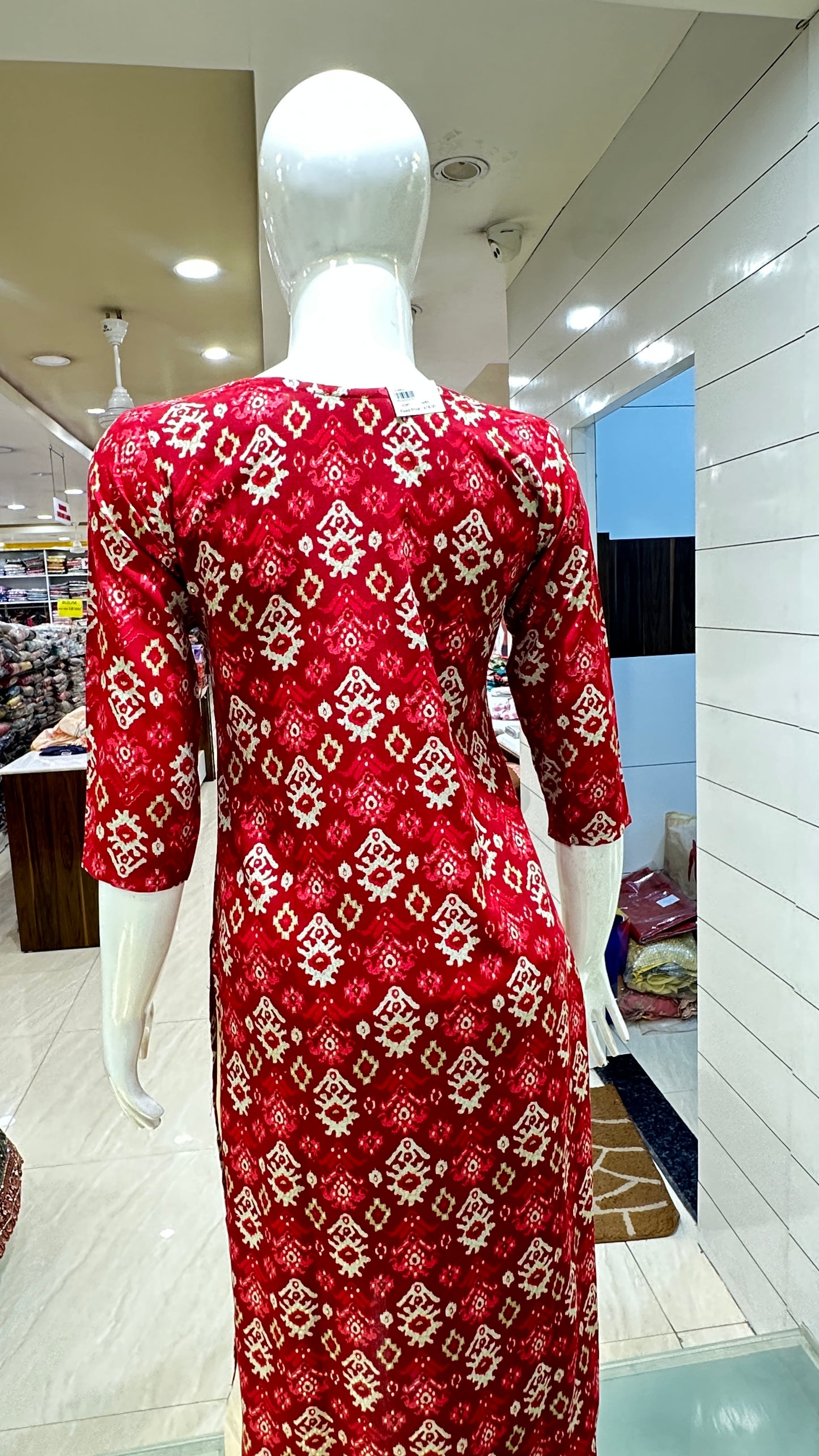Kurti 6084