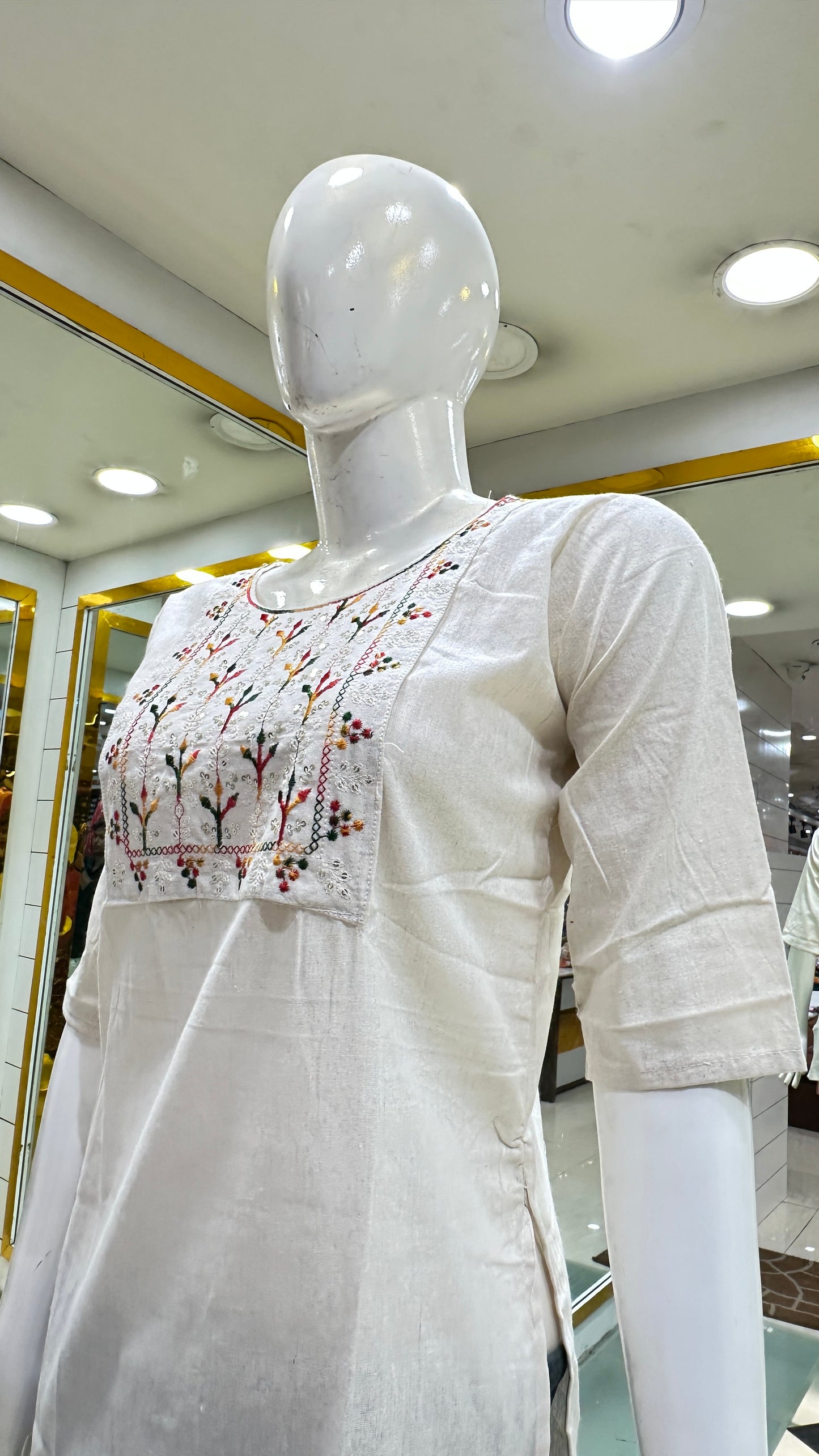 Kurti S618