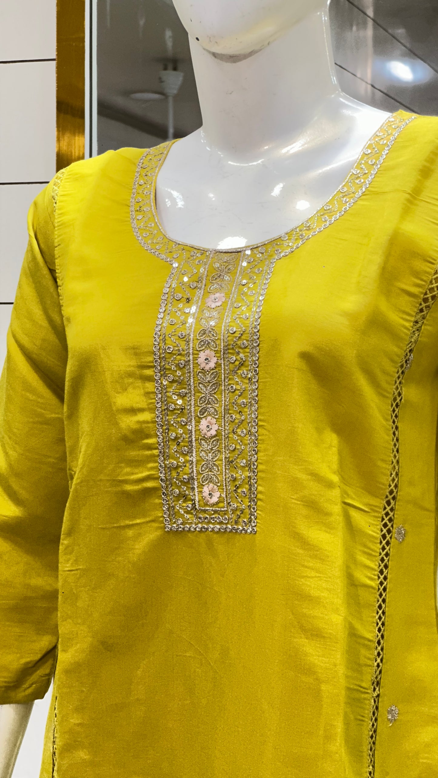 Kurti_Pant D8179