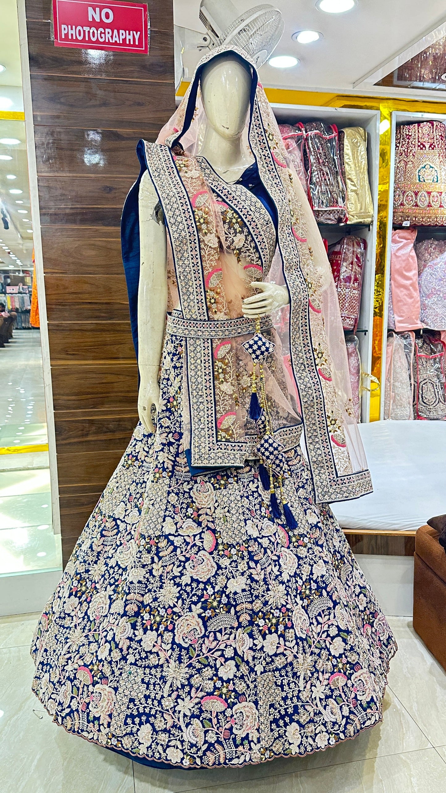 Lehenga 2725