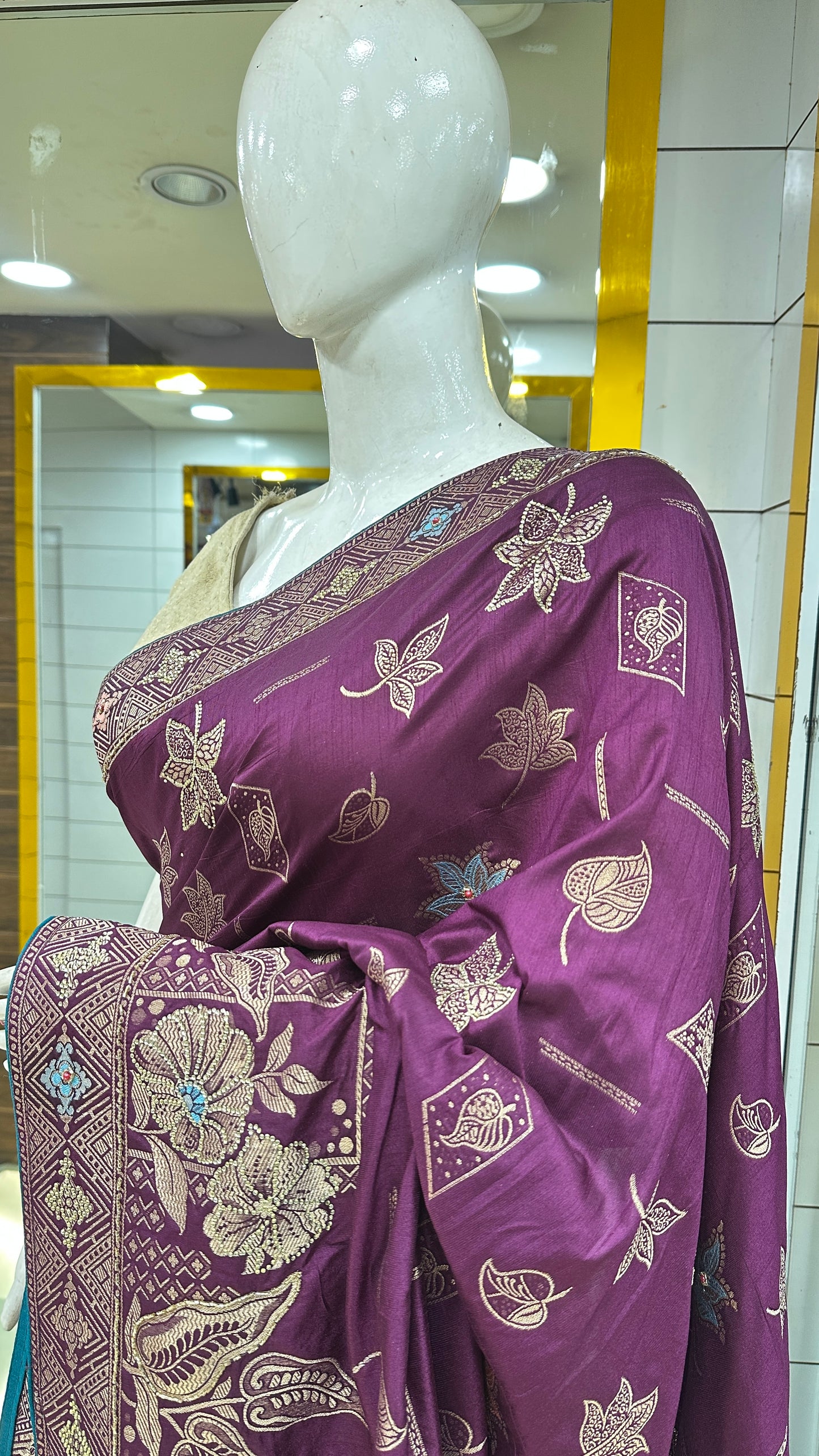 Dola Silk 8143