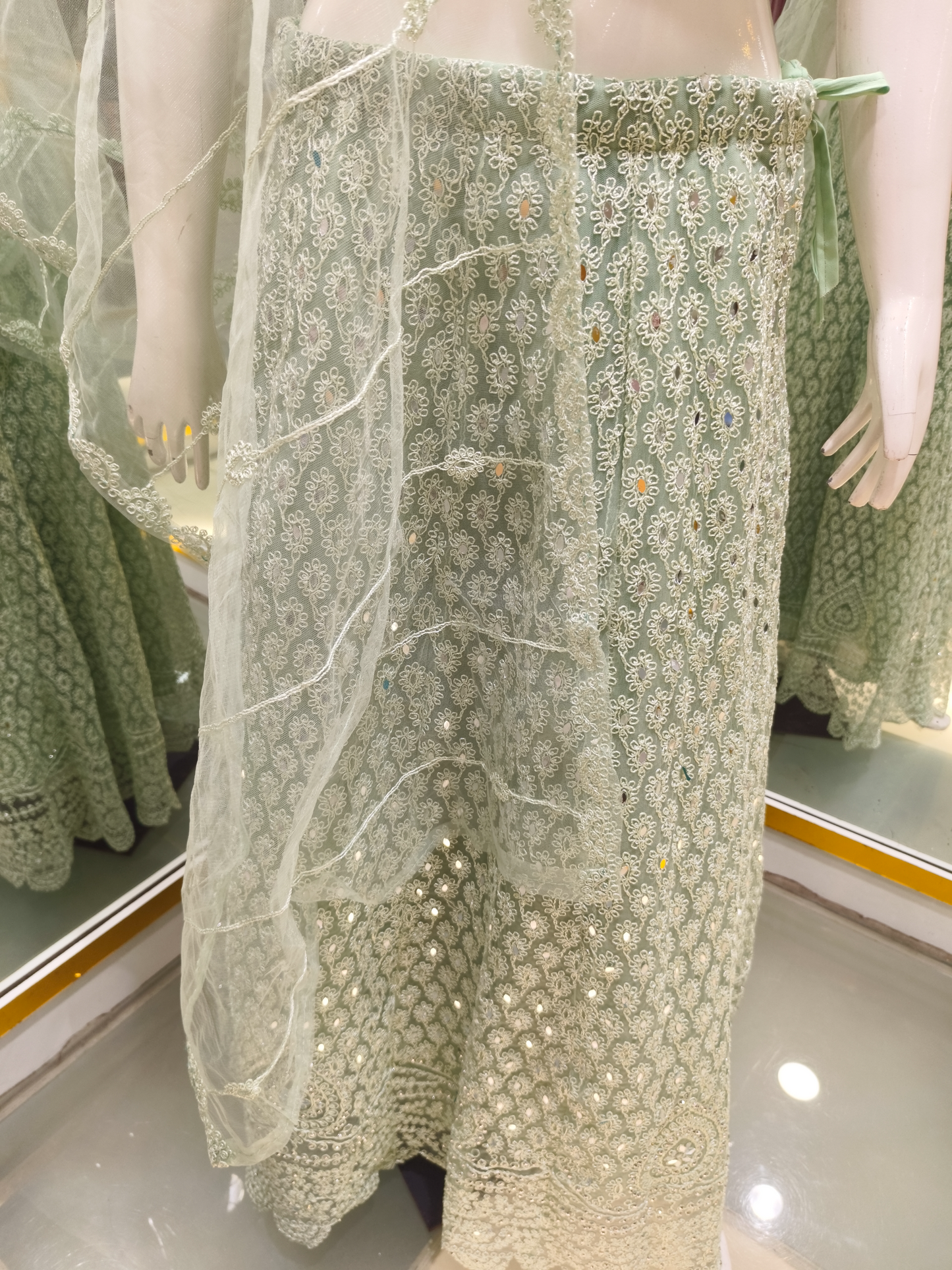 Crop- Top Lehenga 10/03