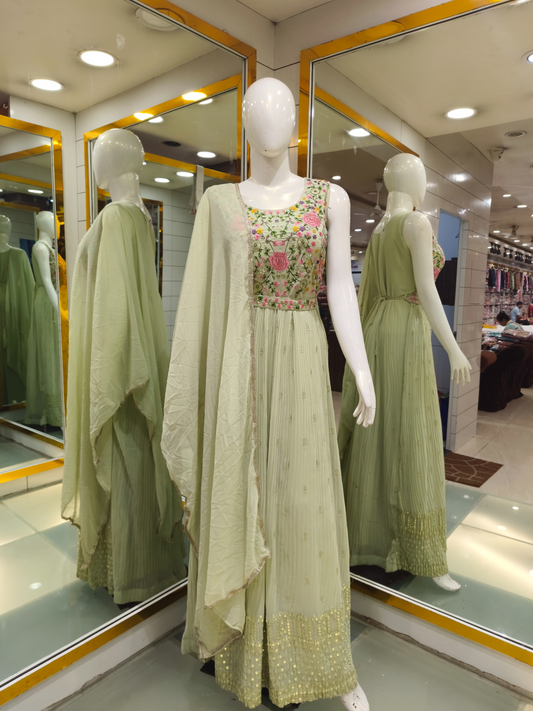 Nyara gown 13/02
