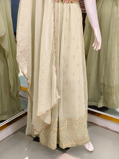 Nyara gown 13/02