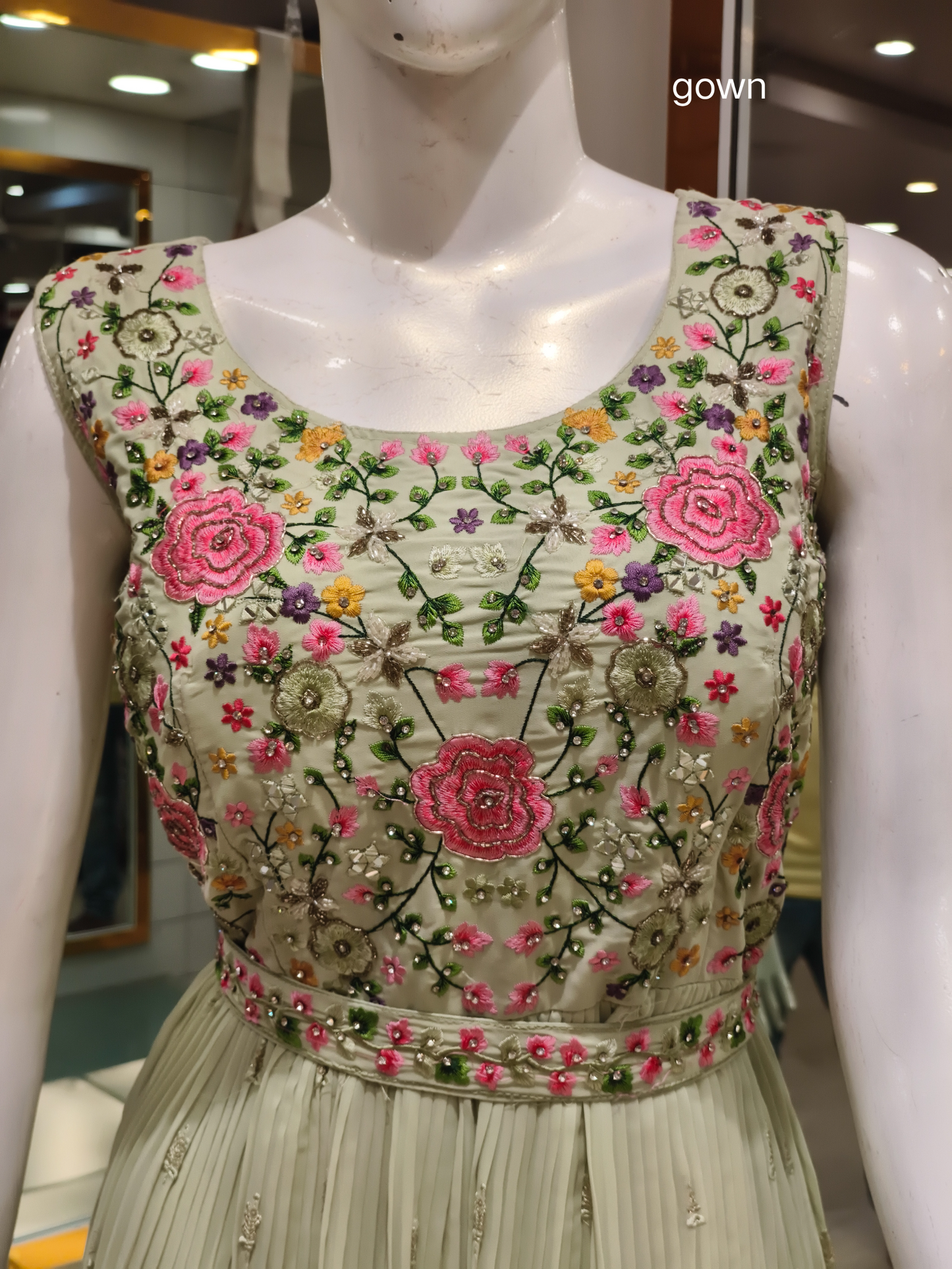 Nyara gown 13/02