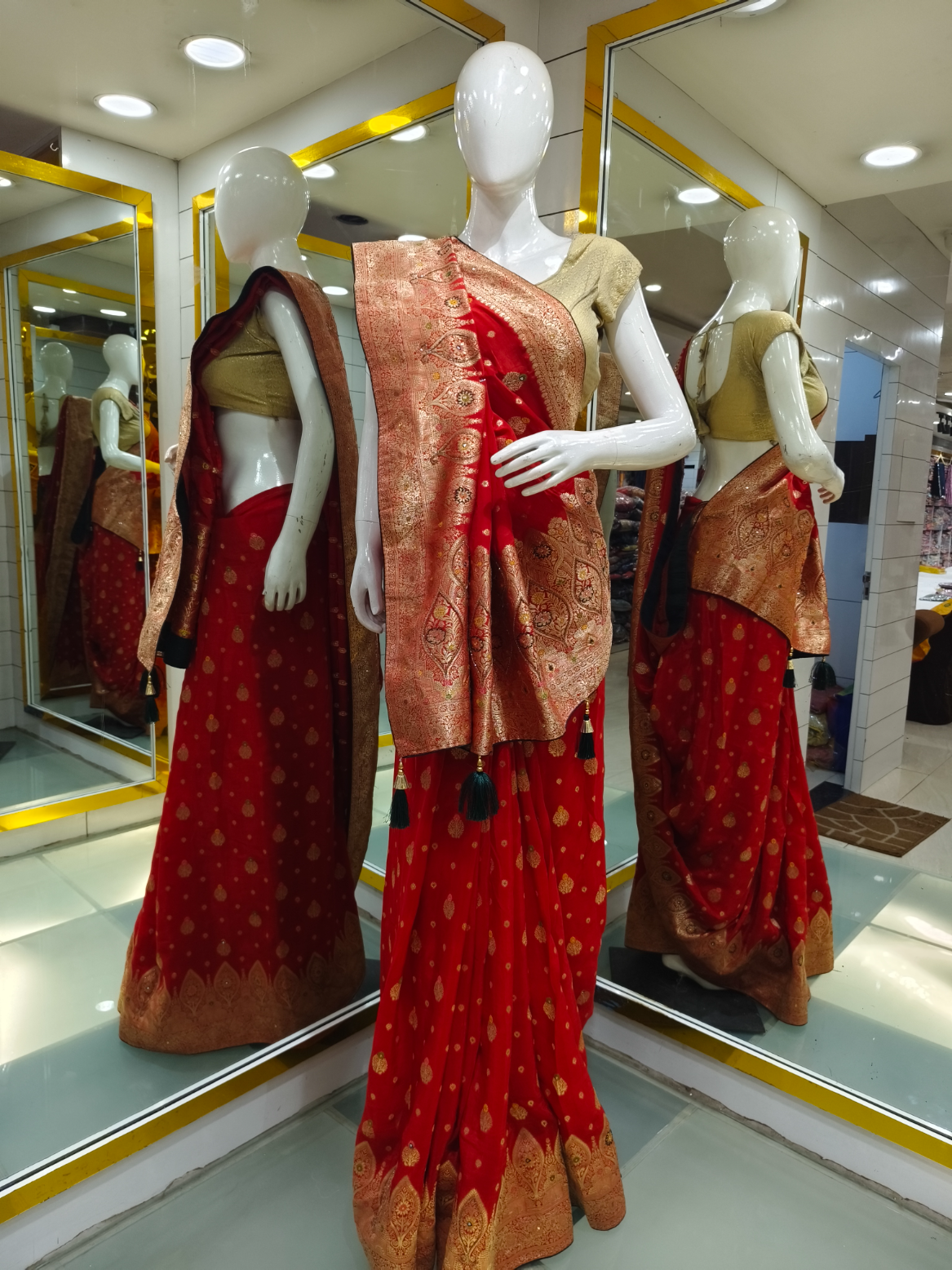 Dola Silk