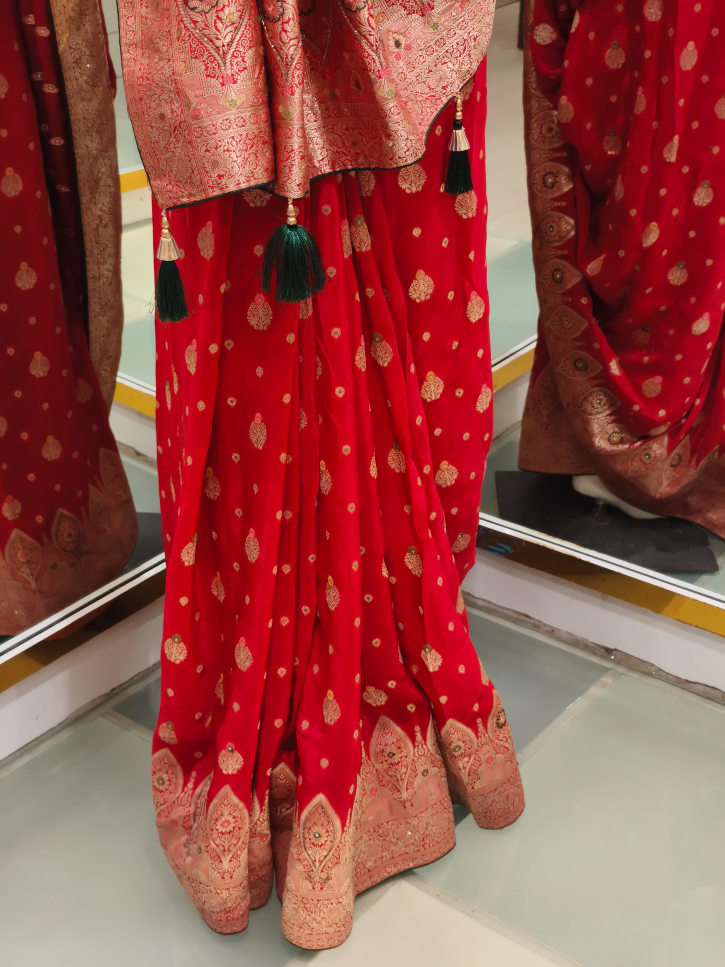 Dola Silk